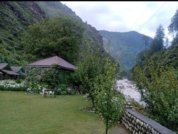The Mother'S Riverfront Otel Gushaini Dış mekan fotoğraf